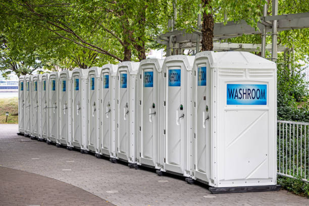 Portable Toilet Options We Offer in Lumberton, MS